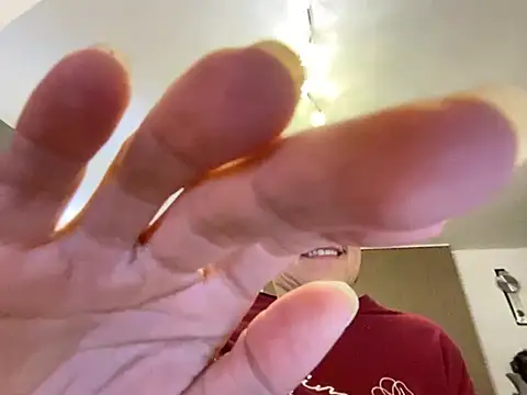 Snapshot of Marilou1983 chatting on 02/08/26, 08:23 Marilou1983 online show from 02/08/26, 08:23