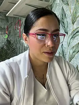 Sweet  Nurse1 online show from 06/25/26, 08:46