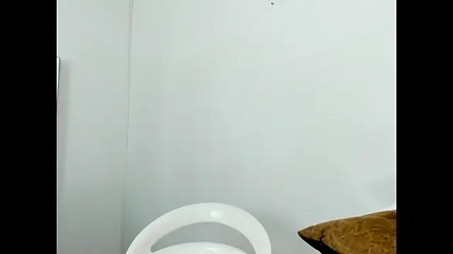 Snapshot of Georginaxx chatting on 12/25/24, 04:54 Georginaxx online show from 12/25/24, 04:54