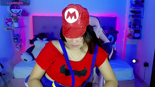 Snapshot of Kylie_brokee chatting on 03/03/25, 09:05 Kylie brokee online show from 03/03/25, 09:05