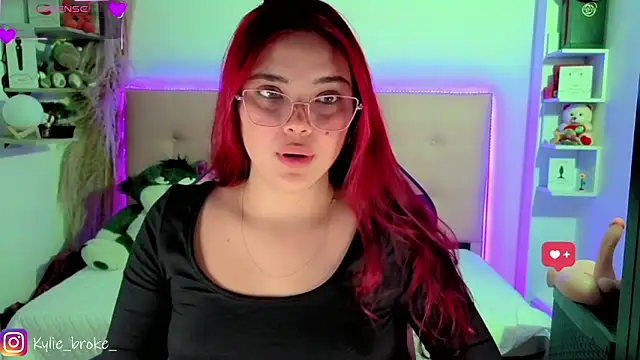Kylie brokee online show from 05/13/26, 10:06