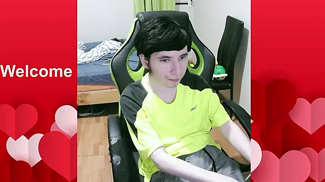 Snapshot of Twink_martinboy chatting on 02/02/26, 01:04 Twink martinboy online show from 02/02/26, 01:04