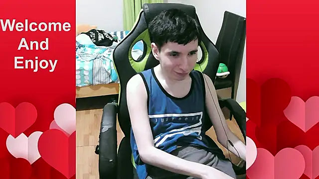 Snapshot of Twink_martinboy chatting on 03/07/26, 01:57 Twink martinboy online show from 03/07/26, 01:57