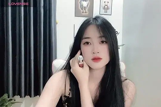 Snapshot of _Aimy_ chatting on 01/05/25, 04:14 Aimy online show from 01/05/25, 04:14