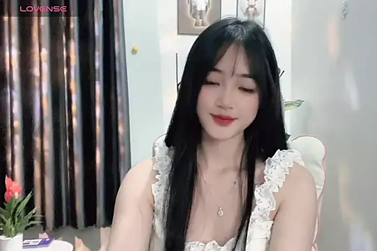 Snapshot of _Aimy_ chatting on 01/10/25, 07:00 Aimy online show from 01/10/25, 07:00