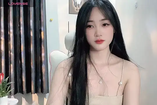 Snapshot of _Aimy_ chatting on 01/15/25, 06:51 Aimy online show from 01/15/25, 06:51