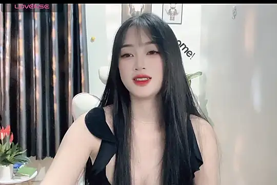 Snapshot of _Aimy_ chatting on 02/13/25, 07:03 Aimy online show from 02/13/25, 07:03