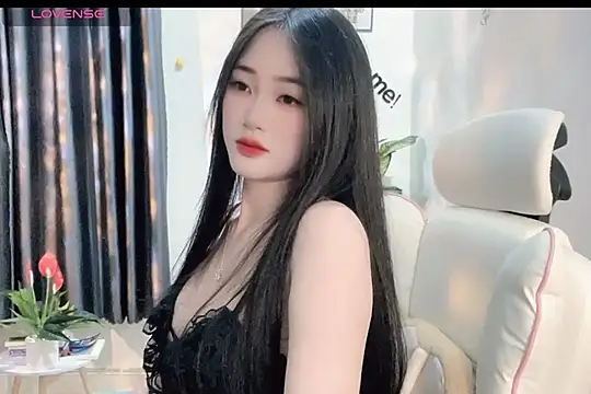 Snapshot of _Aimy_ chatting on 02/20/25, 03:52 Aimy online show from 02/20/25, 03:52