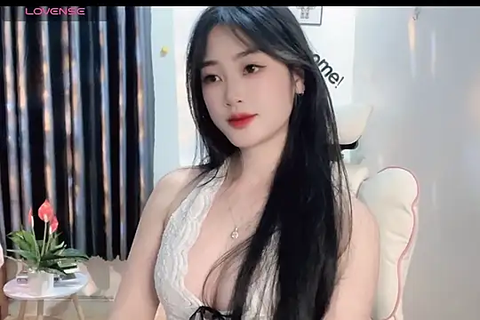 Snapshot of _Aimy_ chatting on 02/25/25, 06:58 Aimy online show from 02/25/25, 06:58