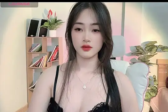 Snapshot of _Aimy_ chatting on 03/08/25, 06:43 Aimy online show from 03/08/25, 06:43