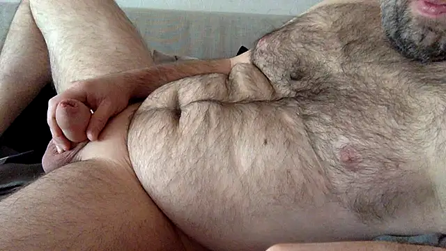 Snapshot of papermaker006 chatting on 11/04/25, 02:05 papermaker006 online show from 11/04/25, 02:05