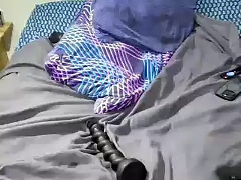 Snapshot of adepravertotal chatting on 03/21/25, 07:35 adepravertotal online show from 03/21/25, 07:35