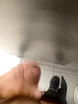 jhone3812 online show from 03/06/25, 05:57