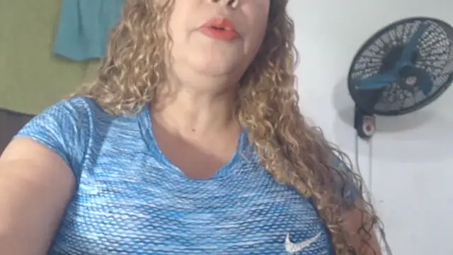 BustyAmanda online show from 06/16/26, 02:52
