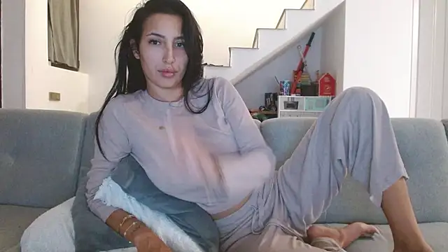 Gabrielaaxxx online show from 02/10/25, 08:42