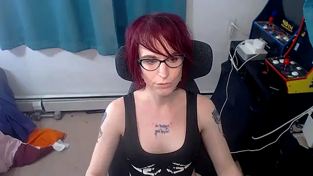 Snapshot of RyffBurnz chatting on 03/09/26, 03:49 RyffBurnz online show from 03/09/26, 03:49