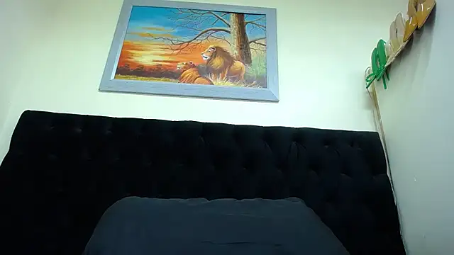 SpicyQueenxxxx online show from 02/02/25, 04:37