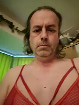 Snapshot of JulianJ50 chatting on 05/01/26, 05:23 JulianJ50 online show from 05/01/26, 05:23