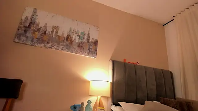 dakotaa   online show from 10/13/25, 07:58