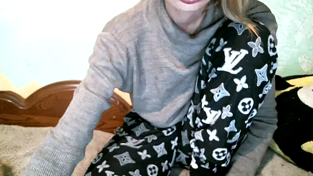 DennisXCaroll online show from 10/18/25, 06:52