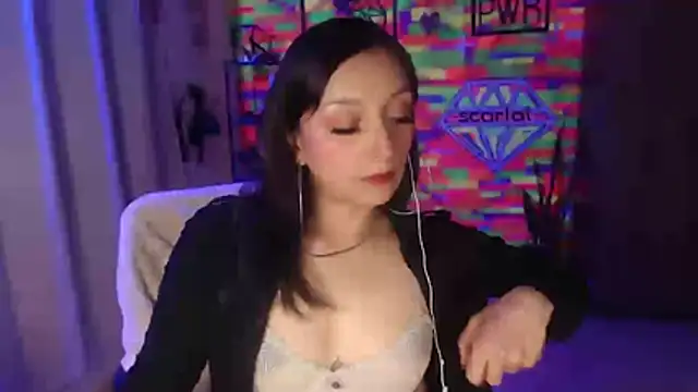 Snapshot of ScarlatSultry chatting on 06/06/26, 03:33 ScarlatSultry online show from 06/06/26, 03:33