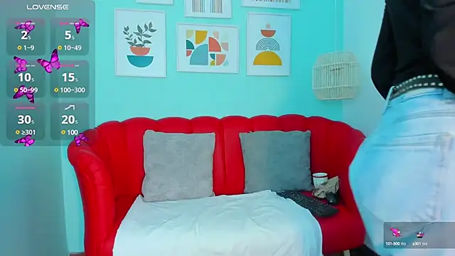 Snapshot of Nahiajhonson_ chatting on 02/25/25, 12:34 Nahiajhonson online show from 02/25/25, 12:34