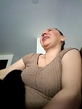 coral smitth online show from 11/15/25, 03:08