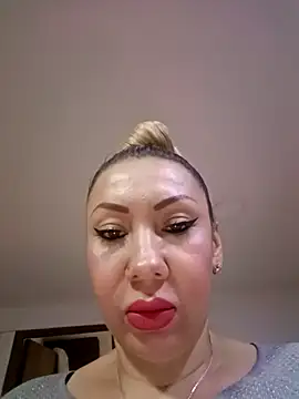 coral smitth online show from 11/16/25, 06:35