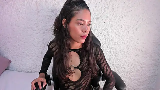 cate martinez online show from 12/11/24, 05:53
