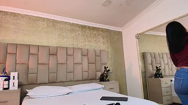 EmmaTorres  online show from 03/20/25, 08:19