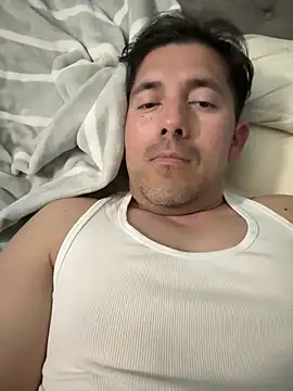 Snapshot of Papilobo12 chatting on 03/23/25, 03:54 Papilobo12 online show from 03/23/25, 03:54