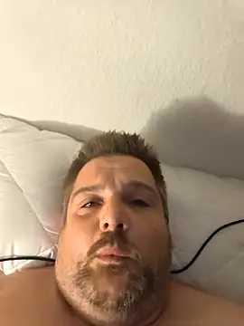 Ronny2510 online show from 11/21/25, 10:41