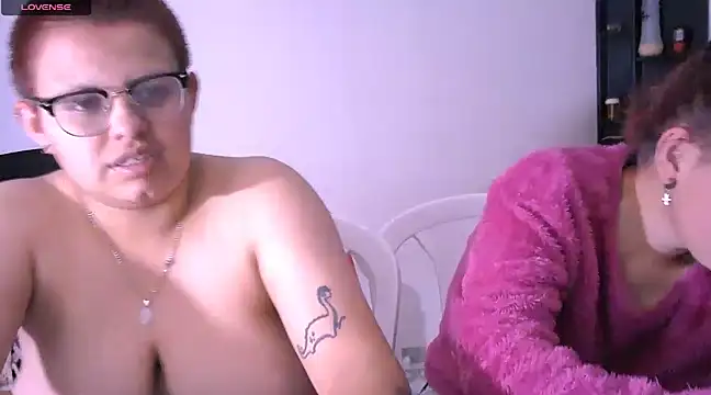 tatsumi nao online show from 12/06/24, 04:14