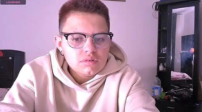 tatsumi nao online show from 12/21/24, 11:24