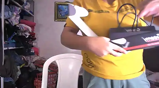 tatsumi nao online show from 01/31/25, 04:25