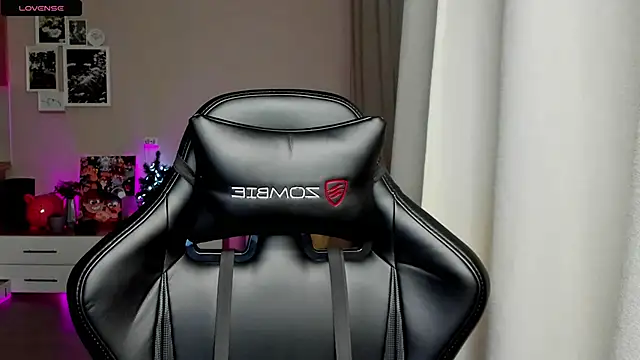 Snapshot of Sm0ly chatting on 02/07/25, 01:15 Sm0ly online show from 02/07/25, 01:15