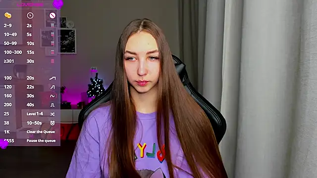 Snapshot of Sm0ly chatting on 03/17/25, 02:30 Sm0ly online show from 03/17/25, 02:30