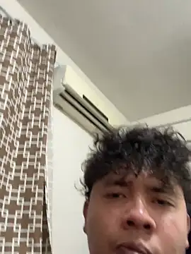 Snapshot of Parejasumisa27 chatting on 06/20/26, 04:26 Parejasumisa27 online show from 06/20/26, 04:26