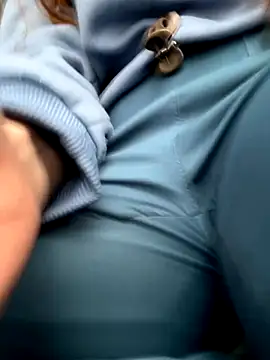 Cloew Marz online show from 10/25/25, 04:57