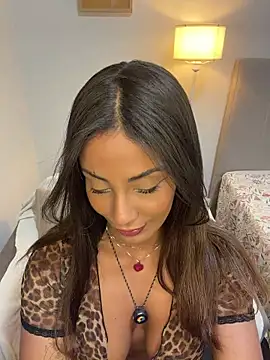 Brownfitbabyy online show from 05/04/26, 10:17