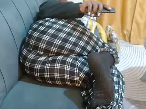 leslysexygirl online show from 11/05/25, 05:18