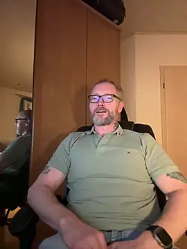 Snapshot of Rockburg chatting on 12/20/25, 08:54 Rockburg online show from 12/20/25, 08:54