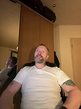 Snapshot of Rockburg chatting on 01/13/26, 10:20 Rockburg online show from 01/13/26, 10:20