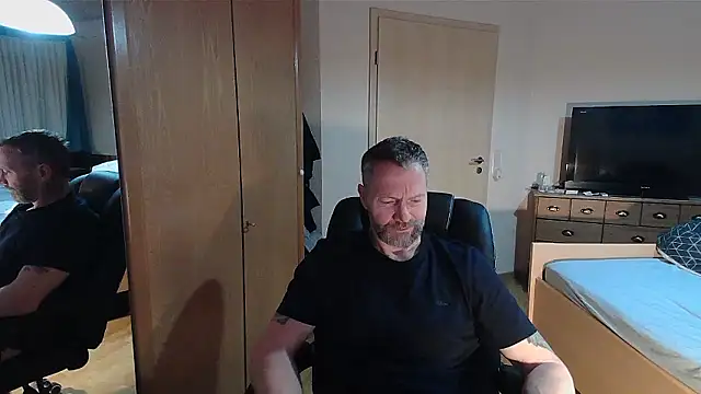 Snapshot of Rockburg chatting on 01/16/26, 05:22 Rockburg online show from 01/16/26, 05:22