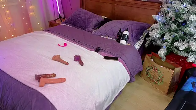 Snapshot of Kate_Sex_House chatting on 12/27/24, 11:06 Kate Sex House online show from 12/27/24, 11:06