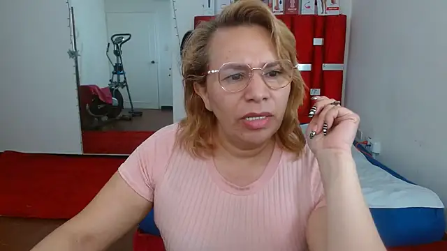 krystal thomson online show from 11/07/25, 04:29