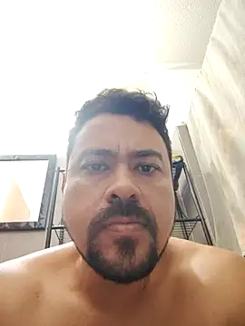 Snapshot of LatinMar chatting on 04/09/26, 12:32 LatinMar online show from 04/09/26, 12:32