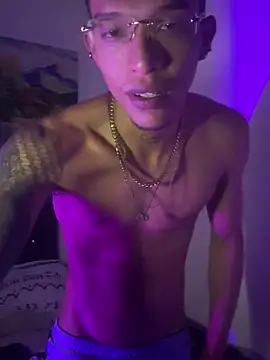 TommyGun 22 online show from 03/07/25, 03:40