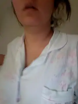 Snapshot of lolitalamasbonita01 chatting on 03/14/26, 10:15 lolitalamasbonita01 online show from 03/14/26, 10:15