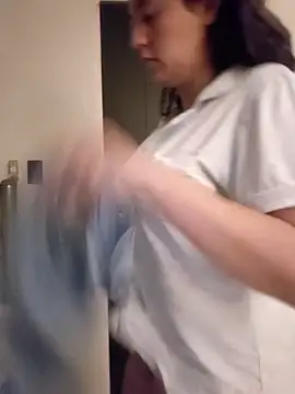 Snapshot of lolitalamasbonita01 chatting on 03/29/26, 01:49 lolitalamasbonita01 online show from 03/29/26, 01:49